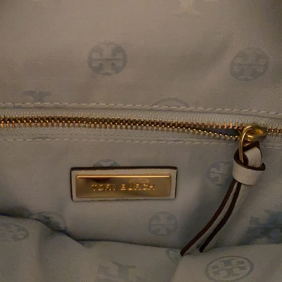 Beautiful Tory Burch Blue Leather Crossbody Purse - Picture 7 of 7